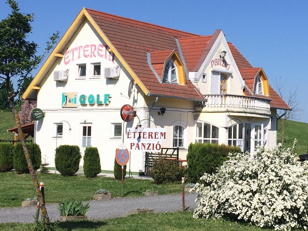 Golf Etterem Es Panzio Hotel Kaposvar Bagian luar foto